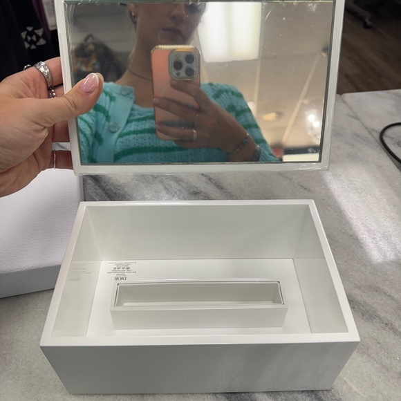 Dior Jewelry/Vanity Box with Gold Logo - Picture 8 of 9
